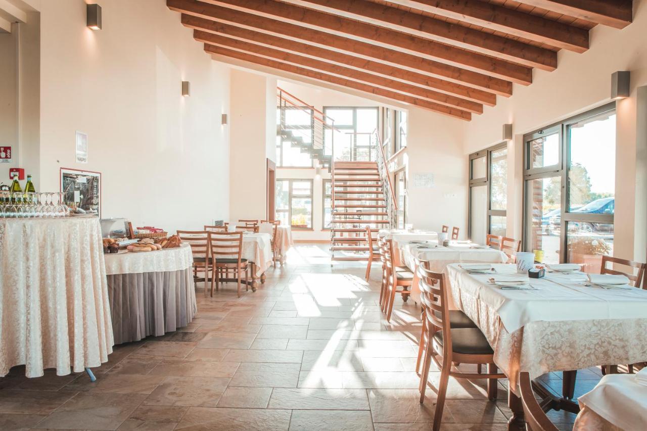 Hotel Ai Cjastinars Sant'Antonio  Экстерьер фото