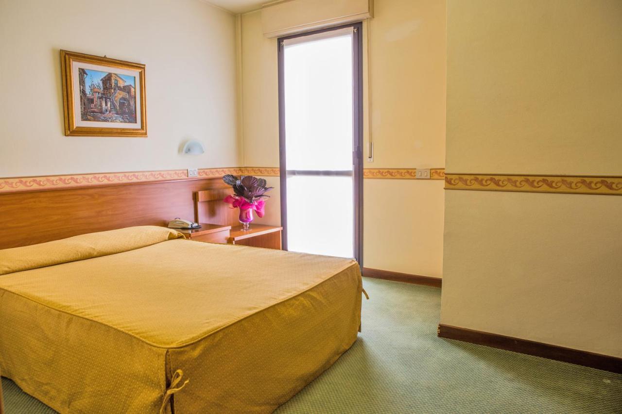 Hotel Ai Cjastinars Sant'Antonio  Экстерьер фото